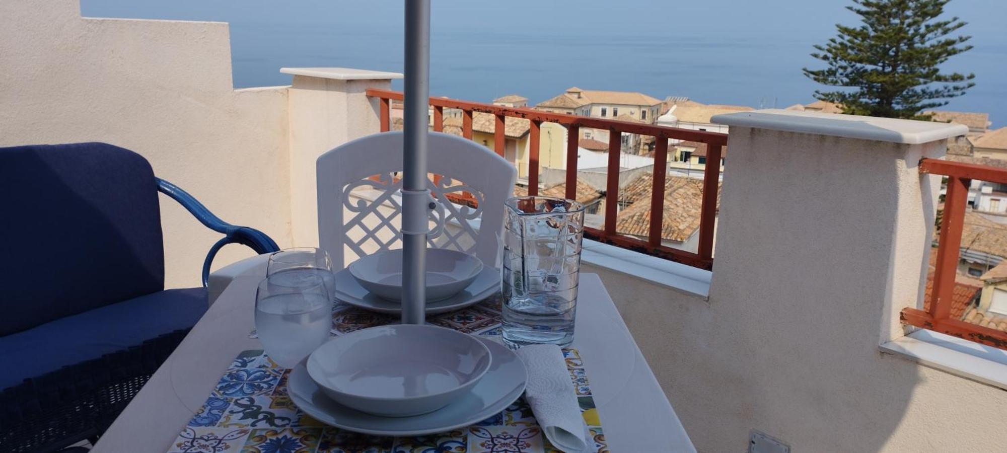 "Lo Studiolo" Apartment Pizzo  Exterior photo
