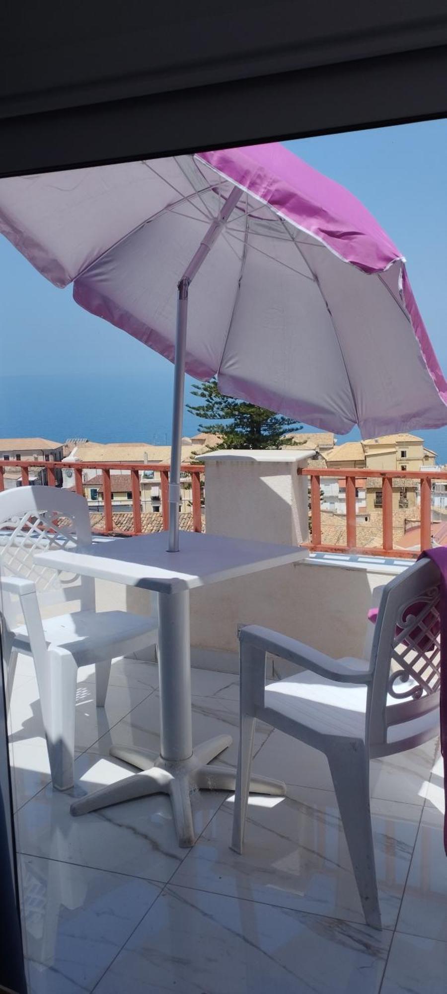 "Lo Studiolo" Apartment Pizzo  Exterior photo